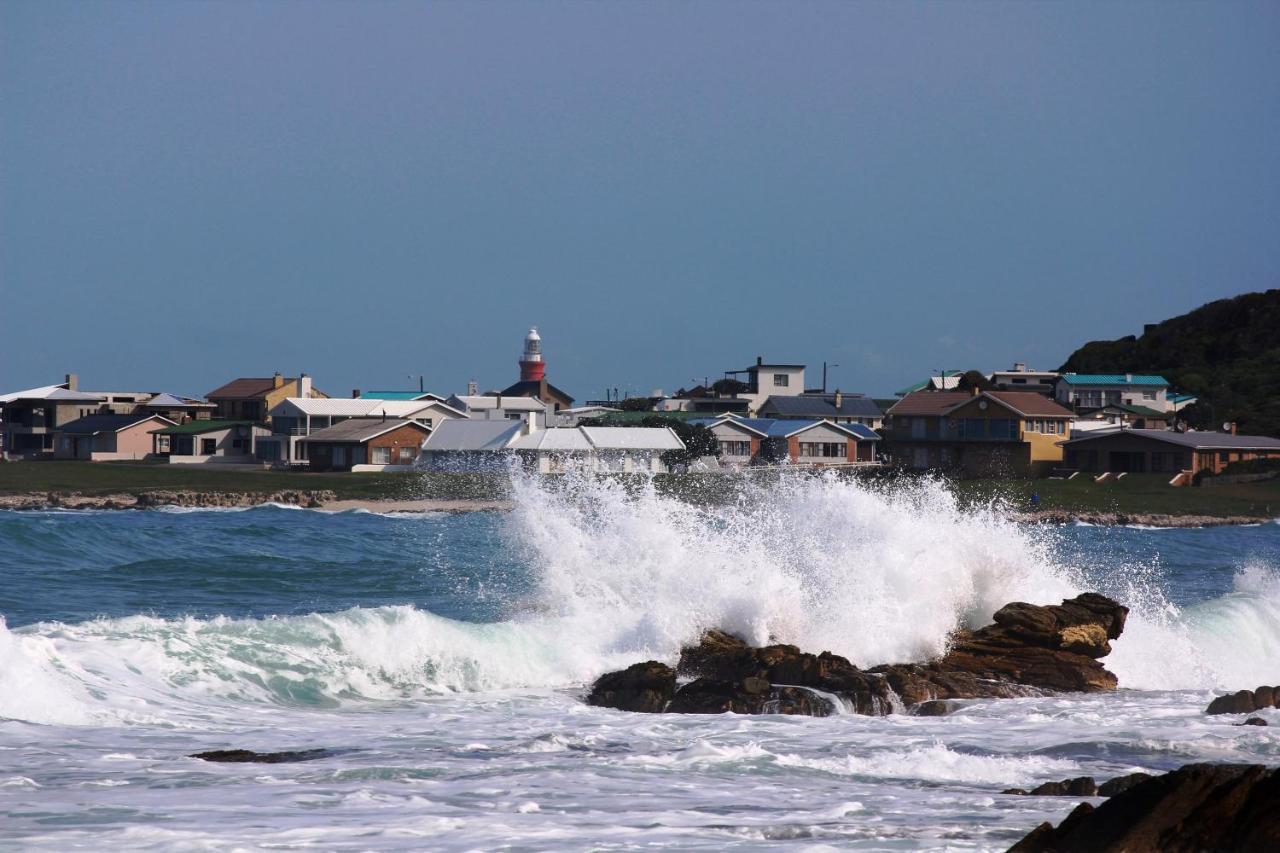 The Sun Catcher Bed & Breakfast Struisbaai Esterno foto