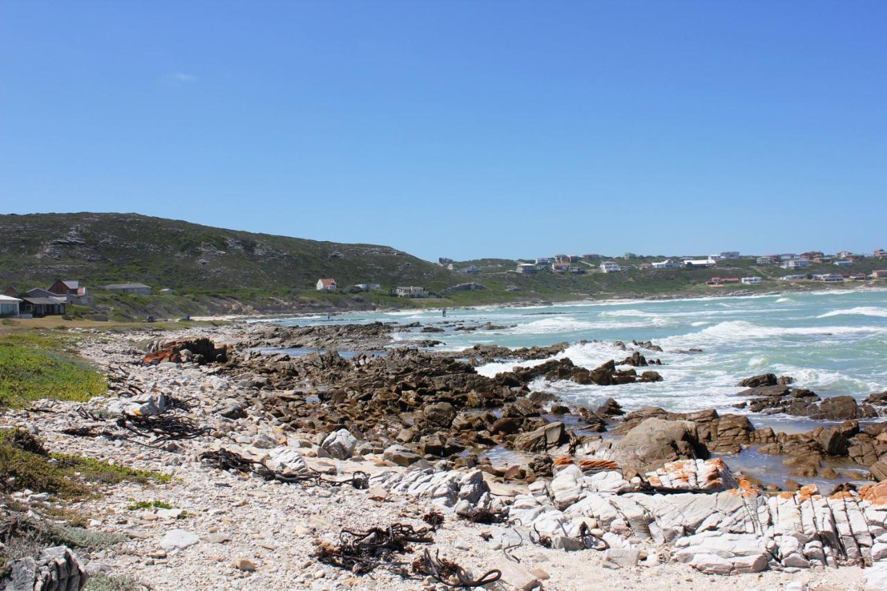 The Sun Catcher Bed & Breakfast Struisbaai Esterno foto